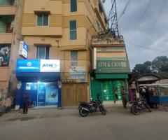 খান্দার দুই রুম বিশিষ্ট ফ্লাট বাসা ভাড়া হবে।
